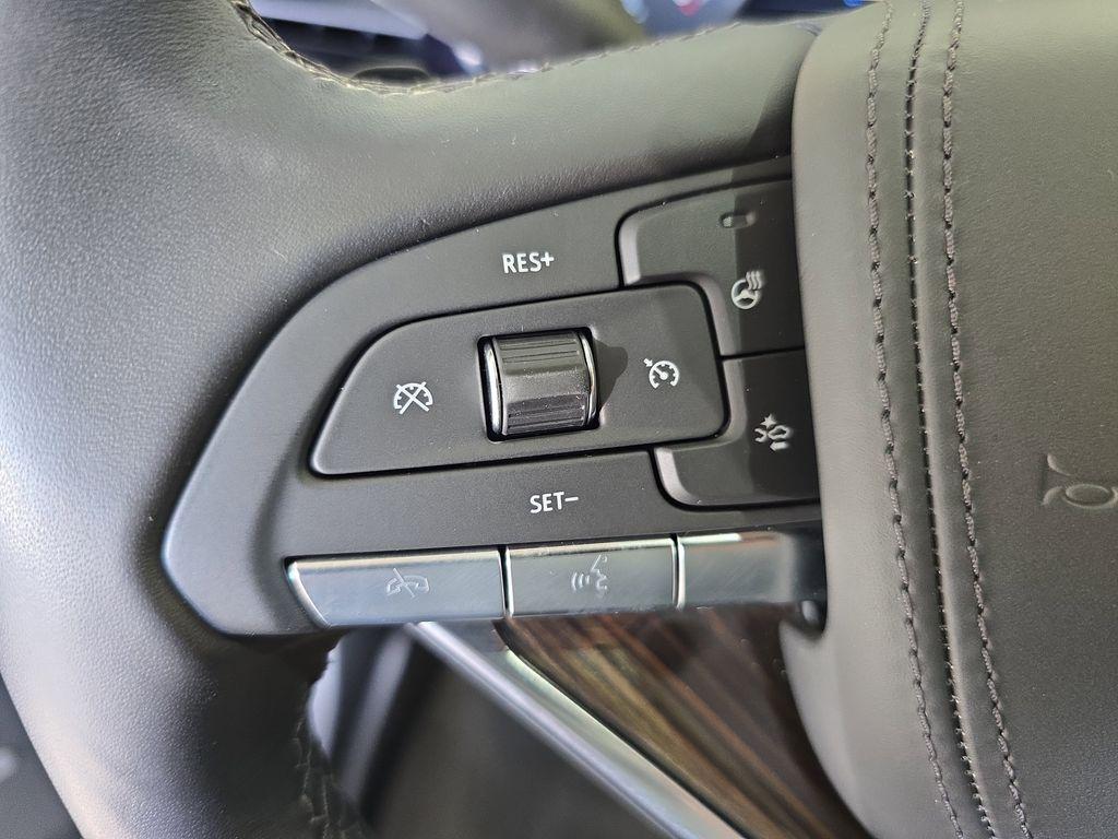 used 2022 Cadillac XT6 car, priced at $36,540