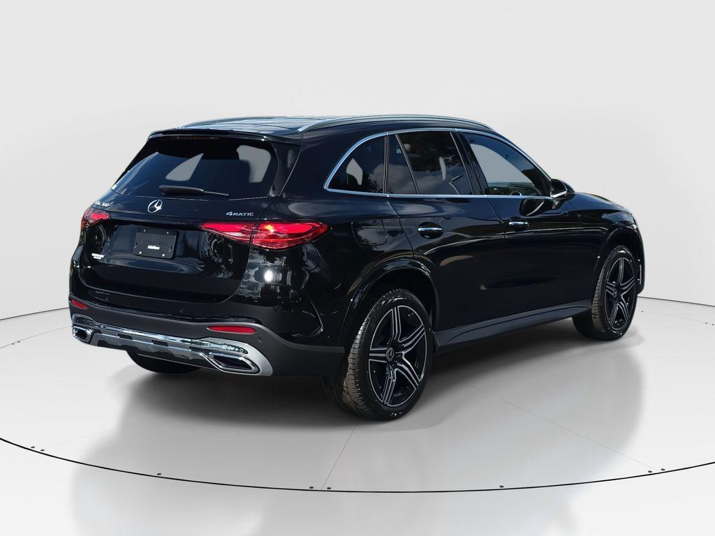 new 2026 Mercedes-Benz GLC 300 car, priced at $58,870