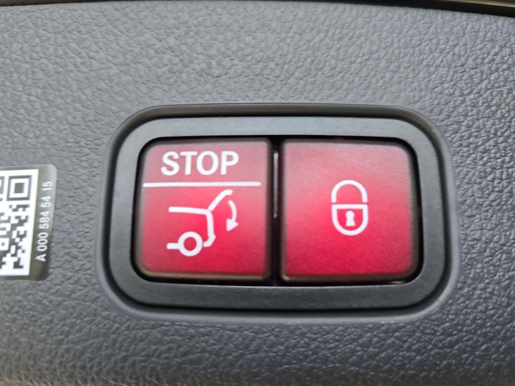 new 2026 Mercedes-Benz GLC 300 car, priced at $58,870