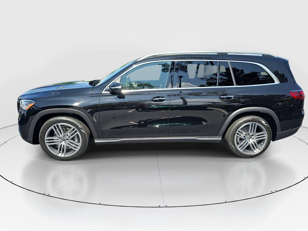 new 2025 Mercedes-Benz GLS 450 car, priced at $91,945