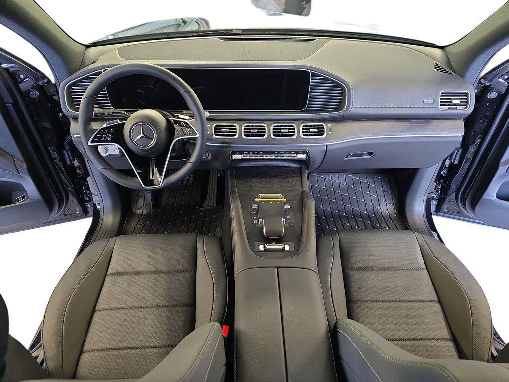new 2025 Mercedes-Benz GLS 450 car, priced at $91,945