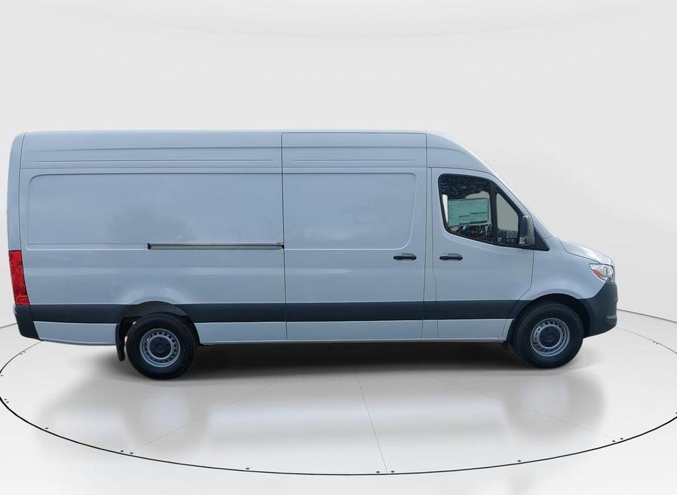 new 2025 Mercedes-Benz Sprinter 2500 car