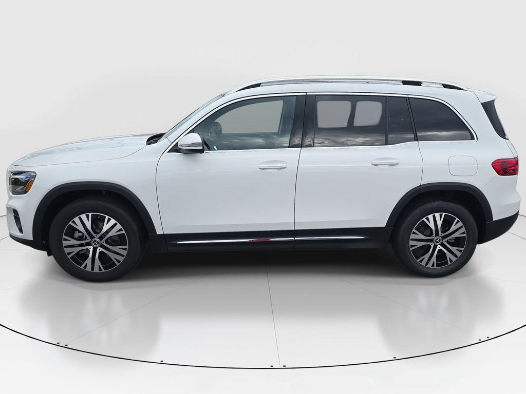 new 2025 Mercedes-Benz GLB 250 car, priced at $47,195