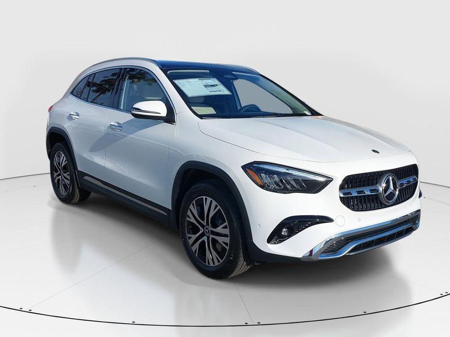 new 2025 Mercedes-Benz GLA 250 car, priced at $46,365