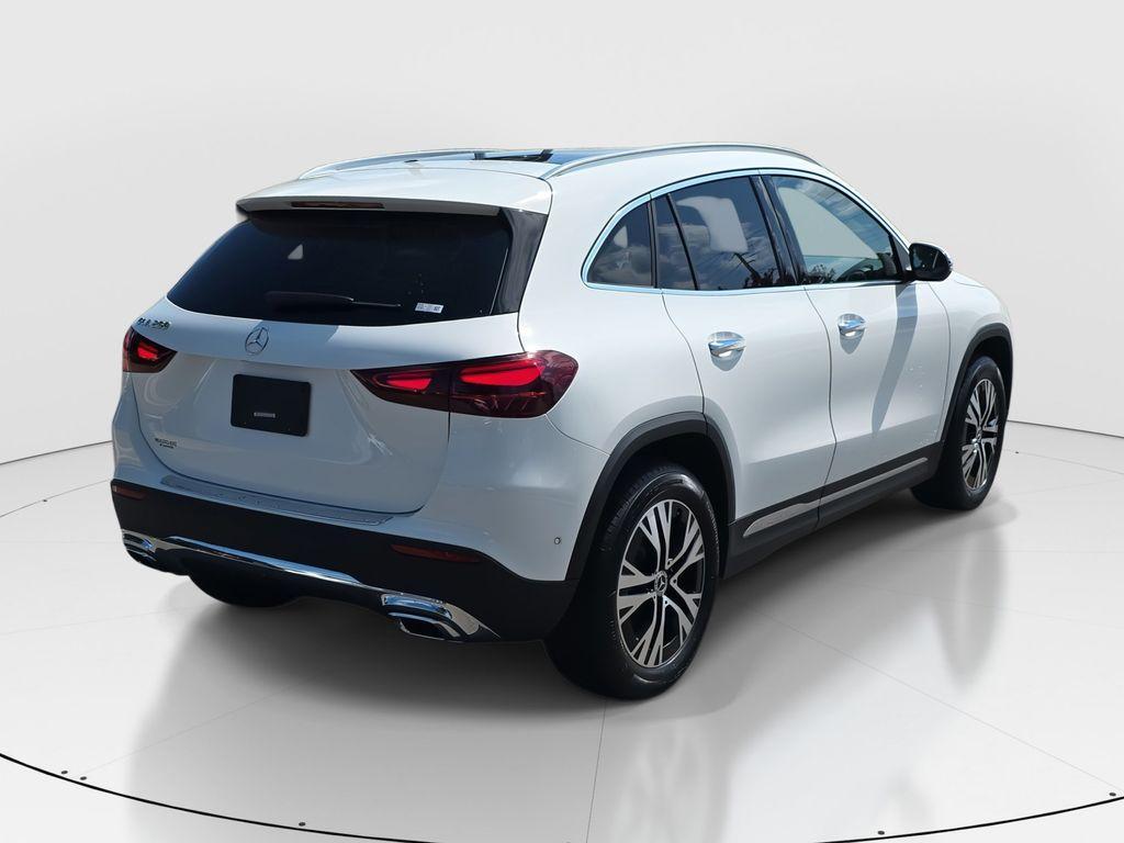 used 2025 Mercedes-Benz GLA 250 car, priced at $38,380