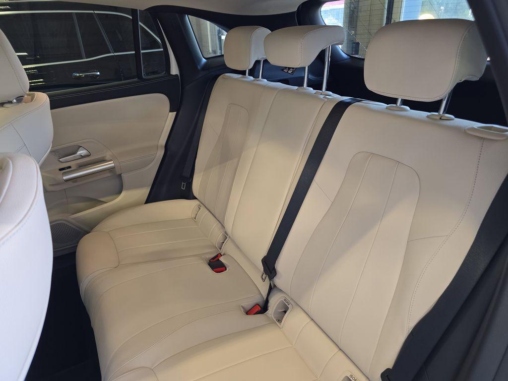 used 2025 Mercedes-Benz GLA 250 car, priced at $38,380