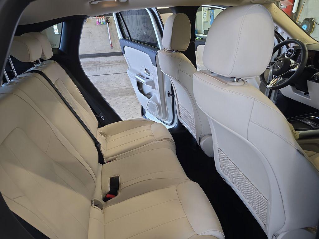 used 2025 Mercedes-Benz GLA 250 car, priced at $38,380