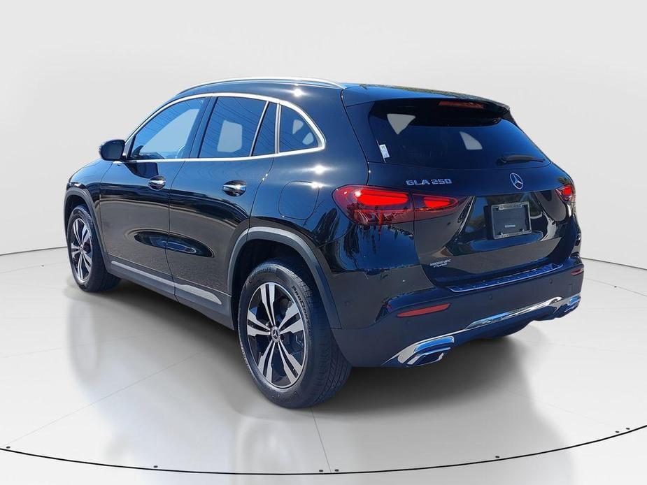 new 2025 Mercedes-Benz GLA 250 car, priced at $47,150