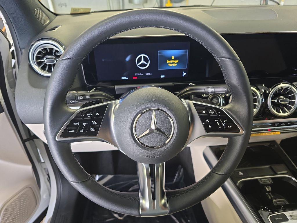 used 2025 Mercedes-Benz GLA 250 car, priced at $43,672