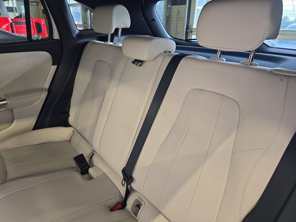 used 2025 Mercedes-Benz GLA 250 car, priced at $43,672