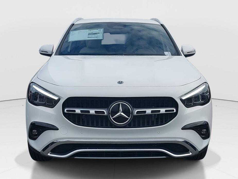 new 2025 Mercedes-Benz GLA 250 car, priced at $44,345