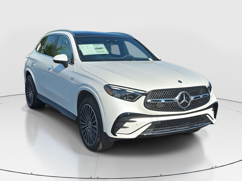 new 2025 Mercedes-Benz GLC 350e car, priced at $75,505