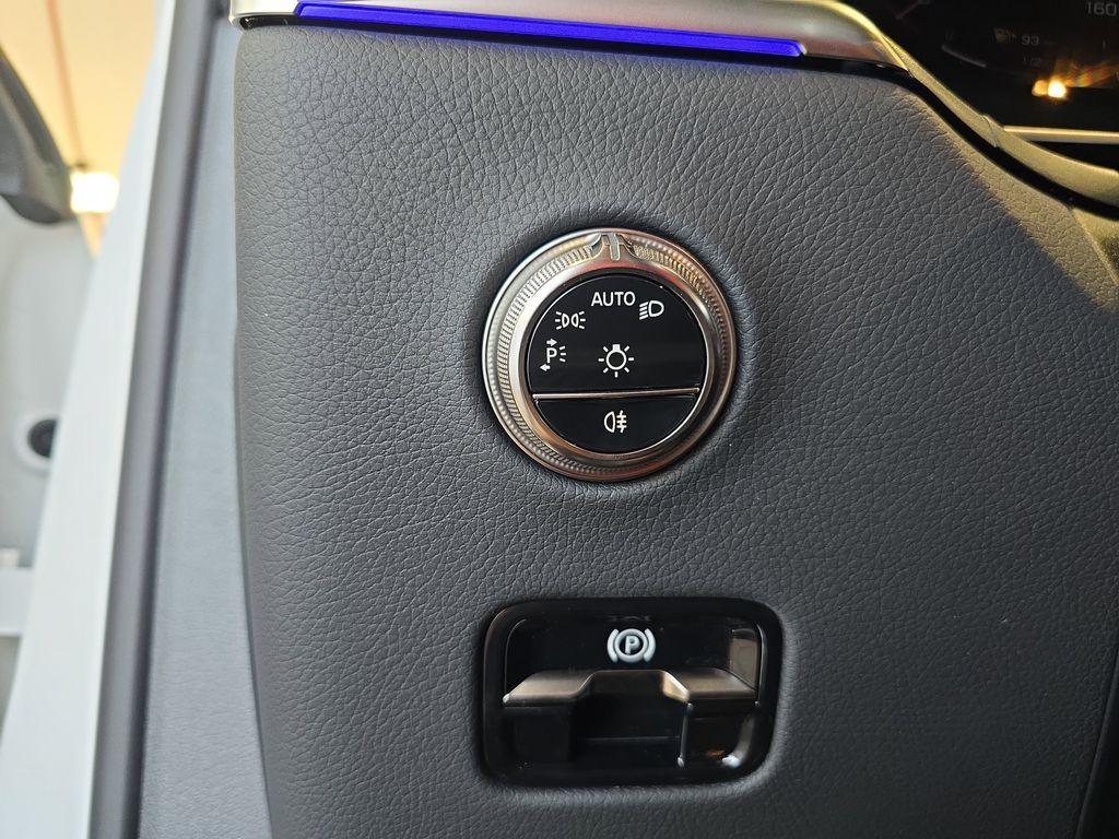 new 2025 Mercedes-Benz GLC 350e car, priced at $75,505