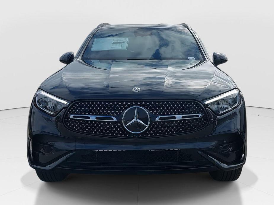 new 2025 Mercedes-Benz GLC 300 car, priced at $60,785