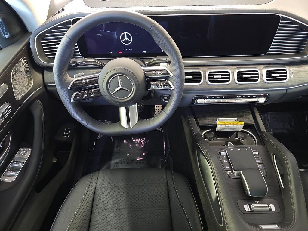 new 2026 Mercedes-Benz GLS 450 car, priced at $105,870
