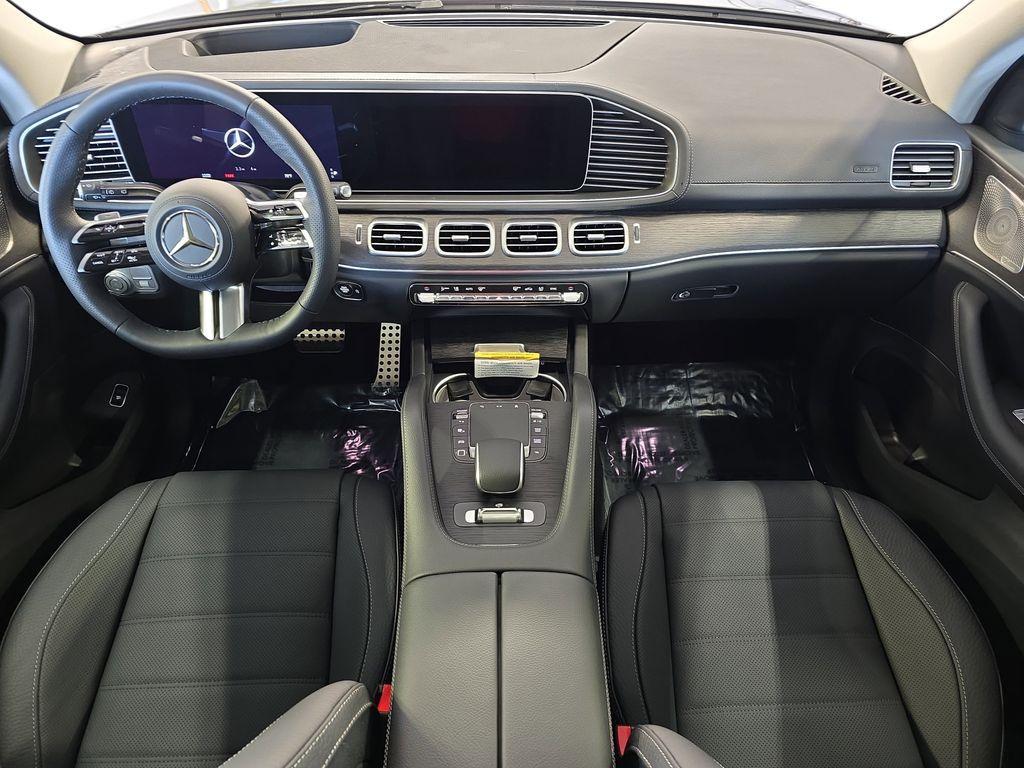 new 2026 Mercedes-Benz GLS 450 car, priced at $105,870
