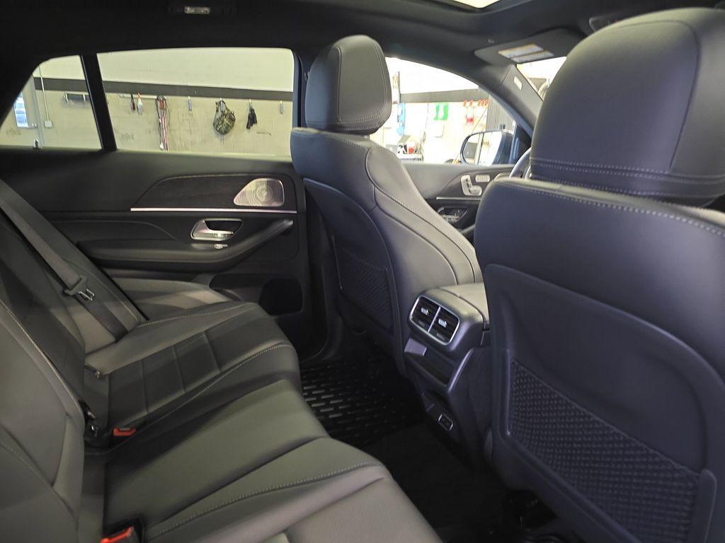 new 2026 Mercedes-Benz GLE 450 car, priced at $81,695