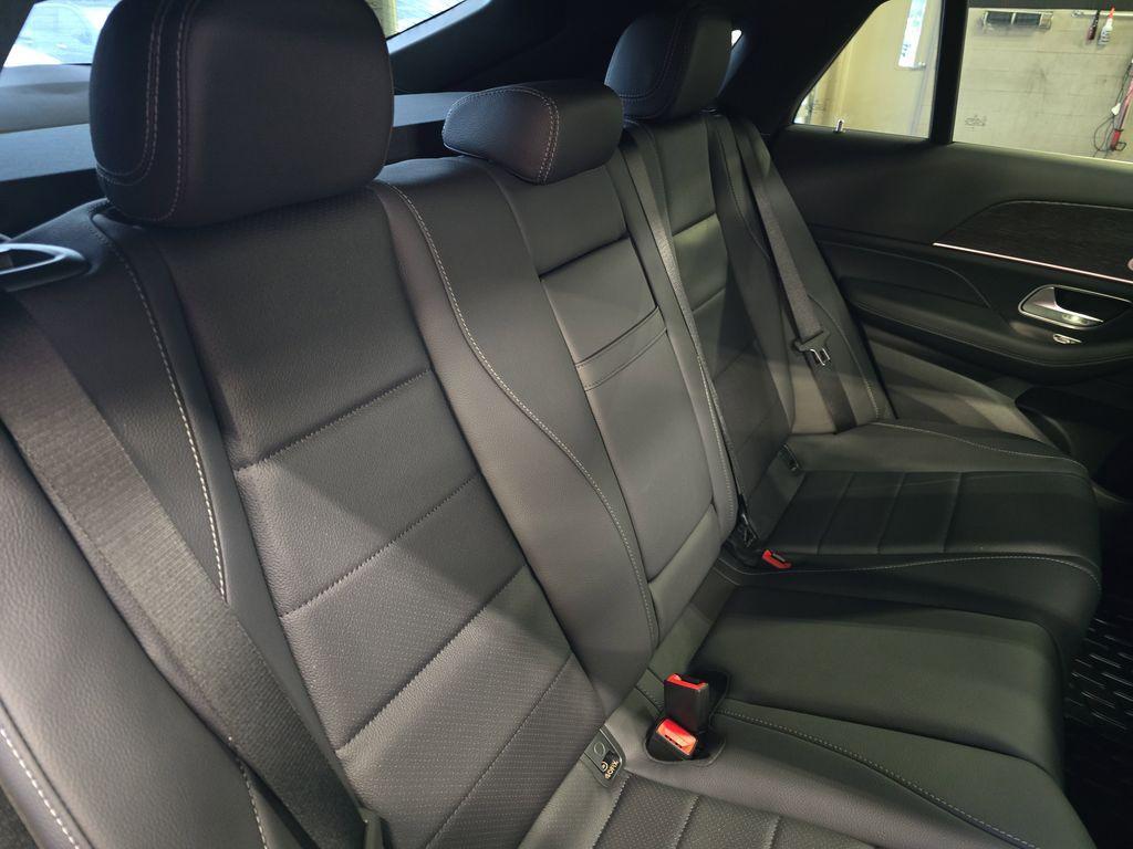 new 2026 Mercedes-Benz GLE 450 car, priced at $81,695