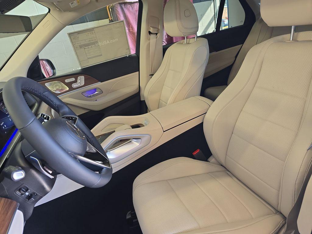 new 2026 Mercedes-Benz GLE 450 car, priced at $81,545