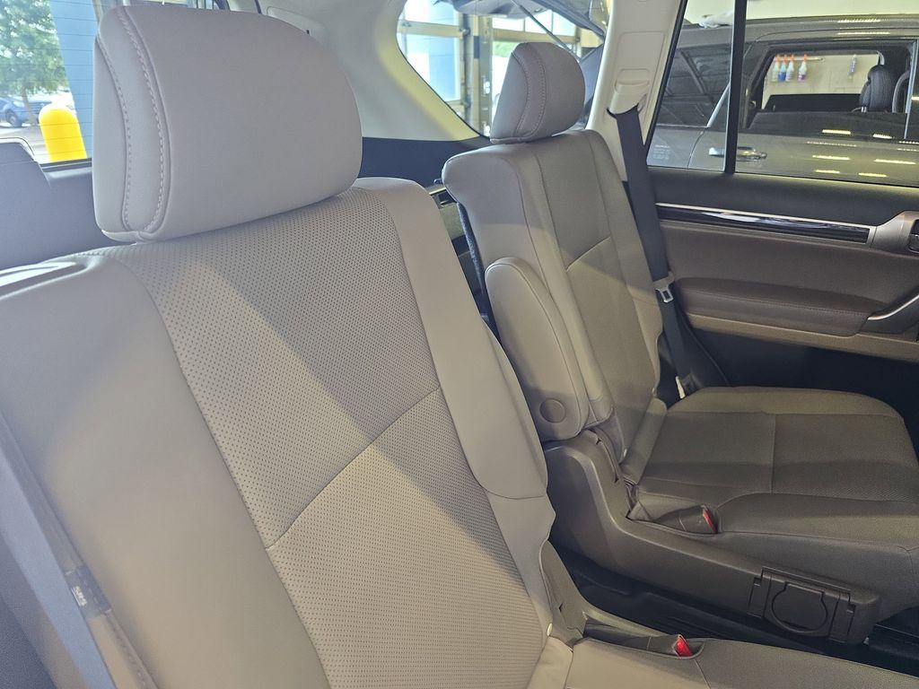 used 2020 Lexus GX 460 car, priced at $39,612