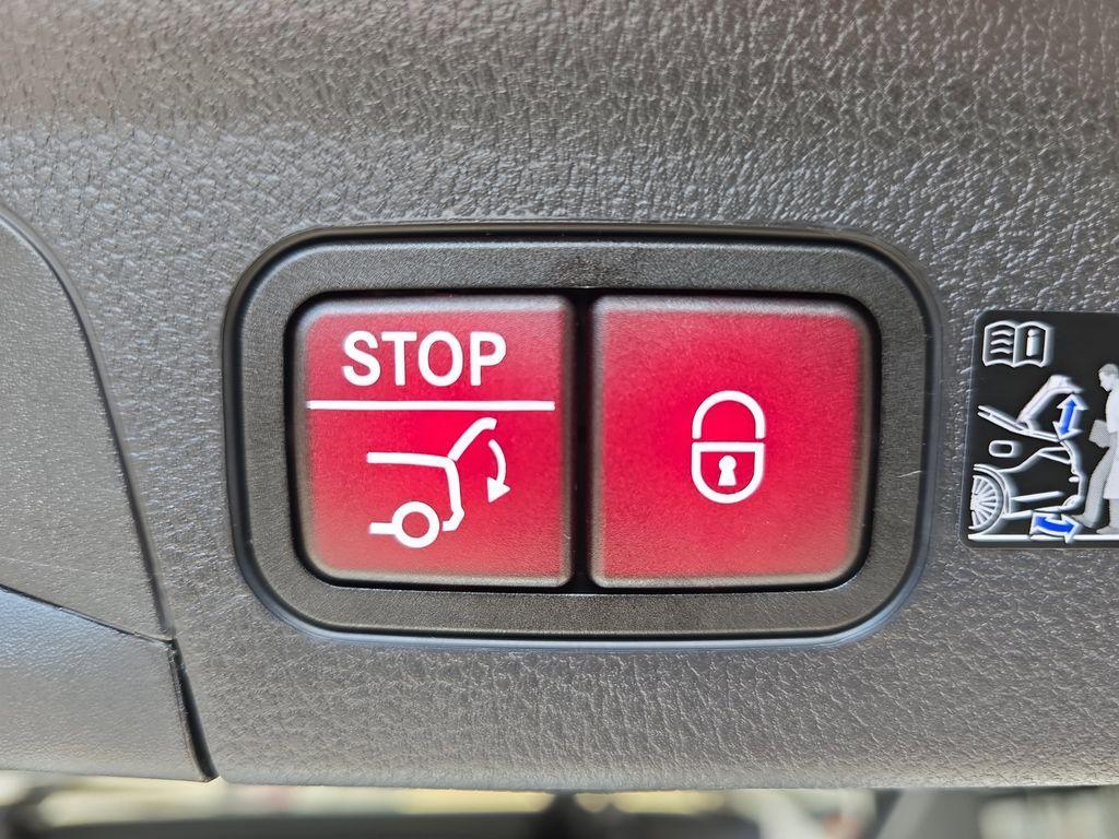 new 2026 Mercedes-Benz GLE 350 car, priced at $77,900