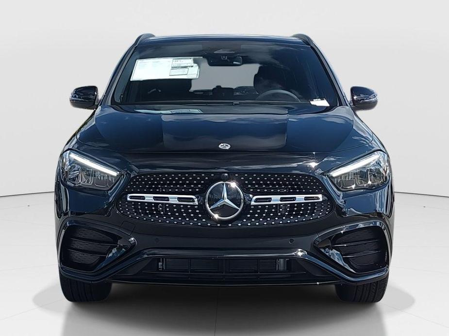 new 2025 Mercedes-Benz GLA 250 car, priced at $52,205