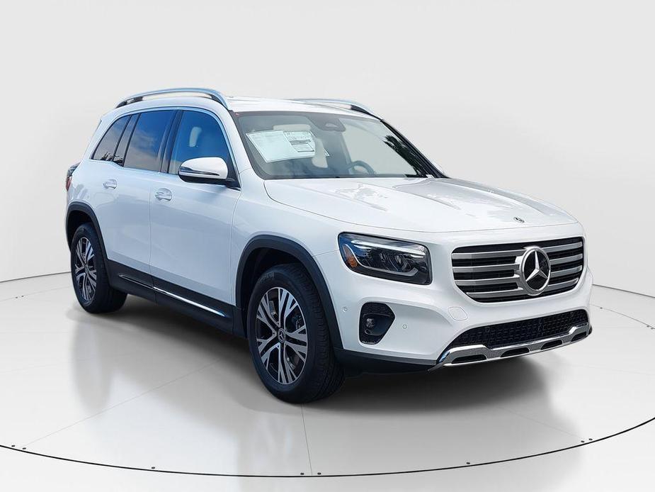 new 2025 Mercedes-Benz GLB 250 car, priced at $48,645