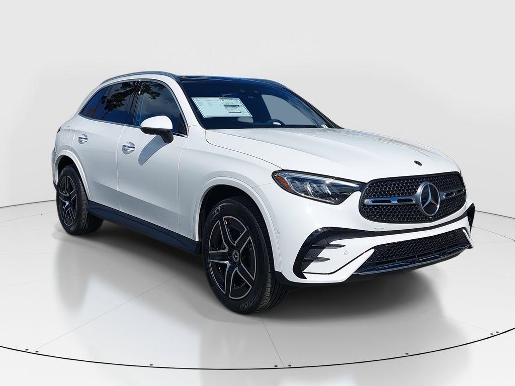 new 2025 Mercedes-Benz GLC 300 car, priced at $60,625