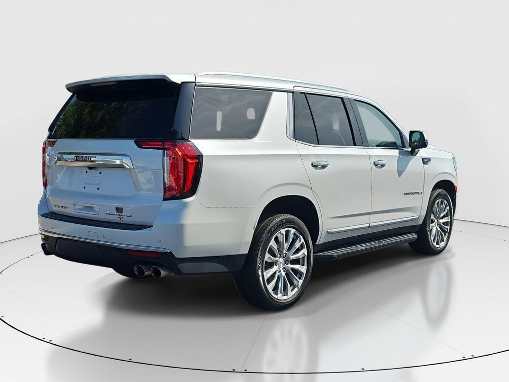 used 2021 GMC Yukon car, priced at $43,747