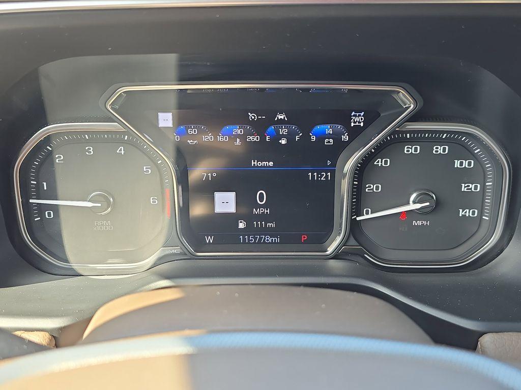 used 2021 GMC Yukon car, priced at $43,747