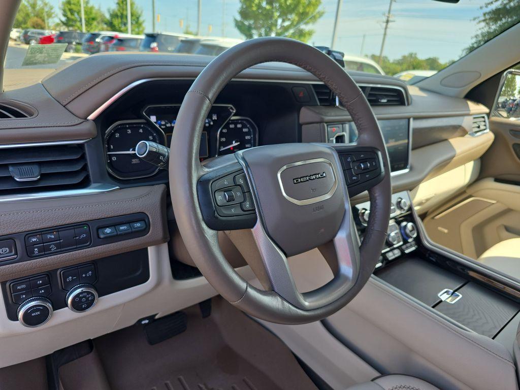 used 2021 GMC Yukon car, priced at $43,747