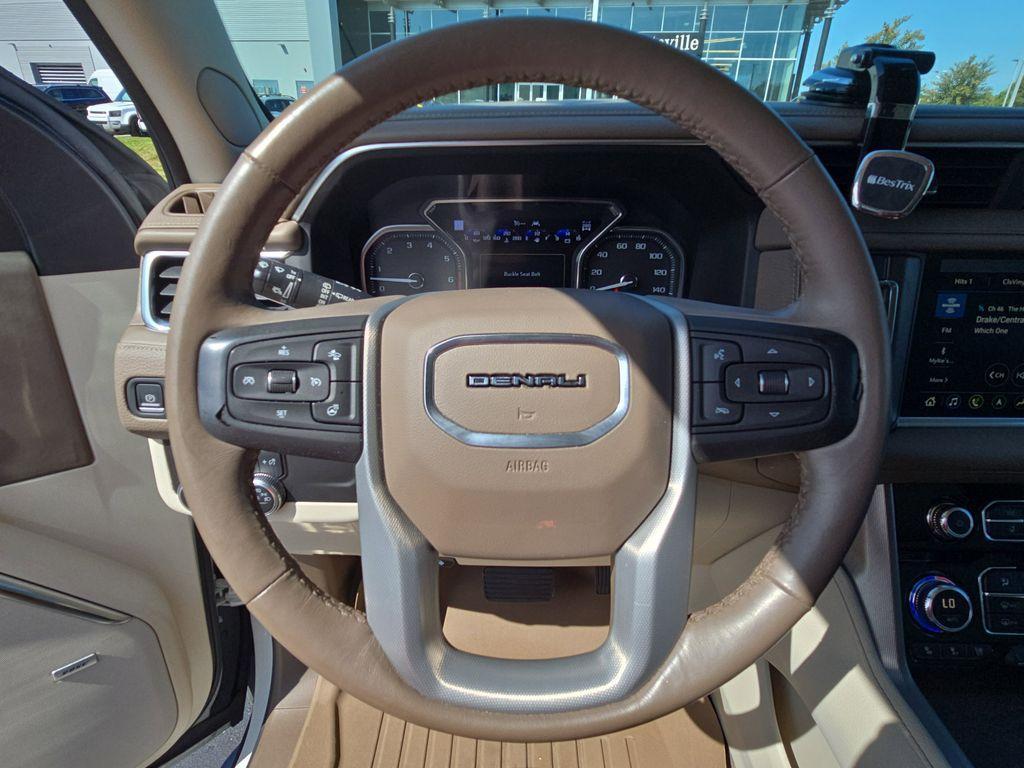 used 2021 GMC Yukon car, priced at $43,747