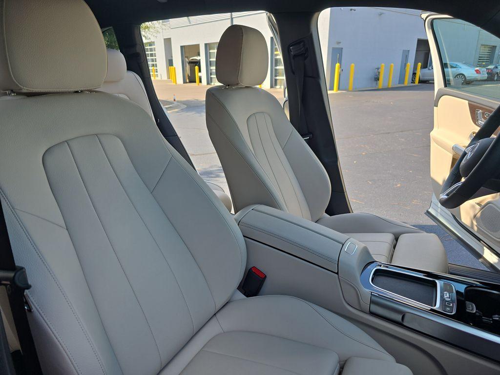 used 2025 Mercedes-Benz GLB 250 car, priced at $45,957