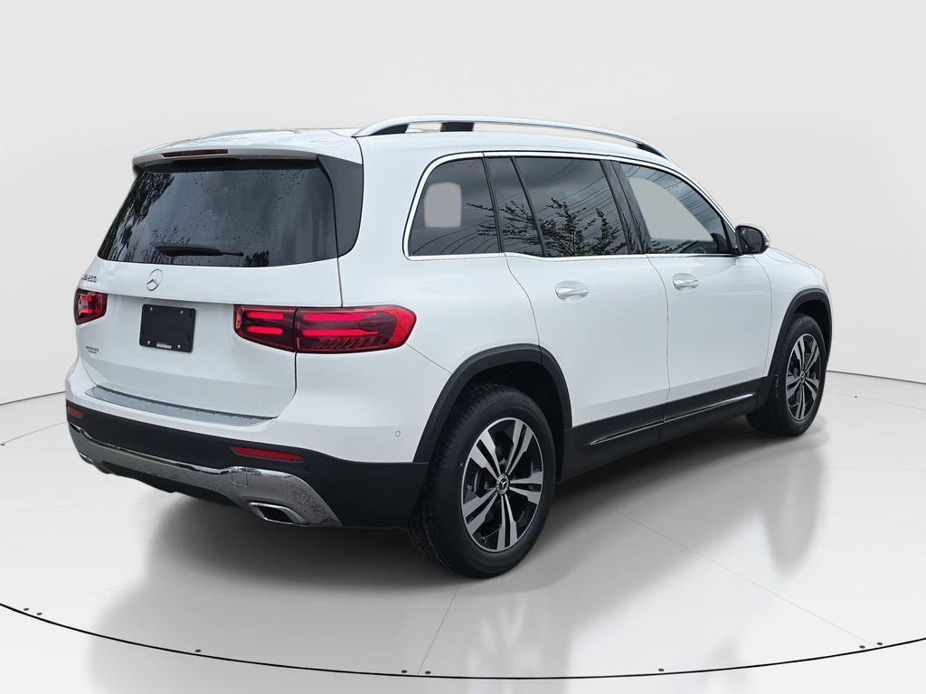 new 2025 Mercedes-Benz GLB 250 car, priced at $49,580