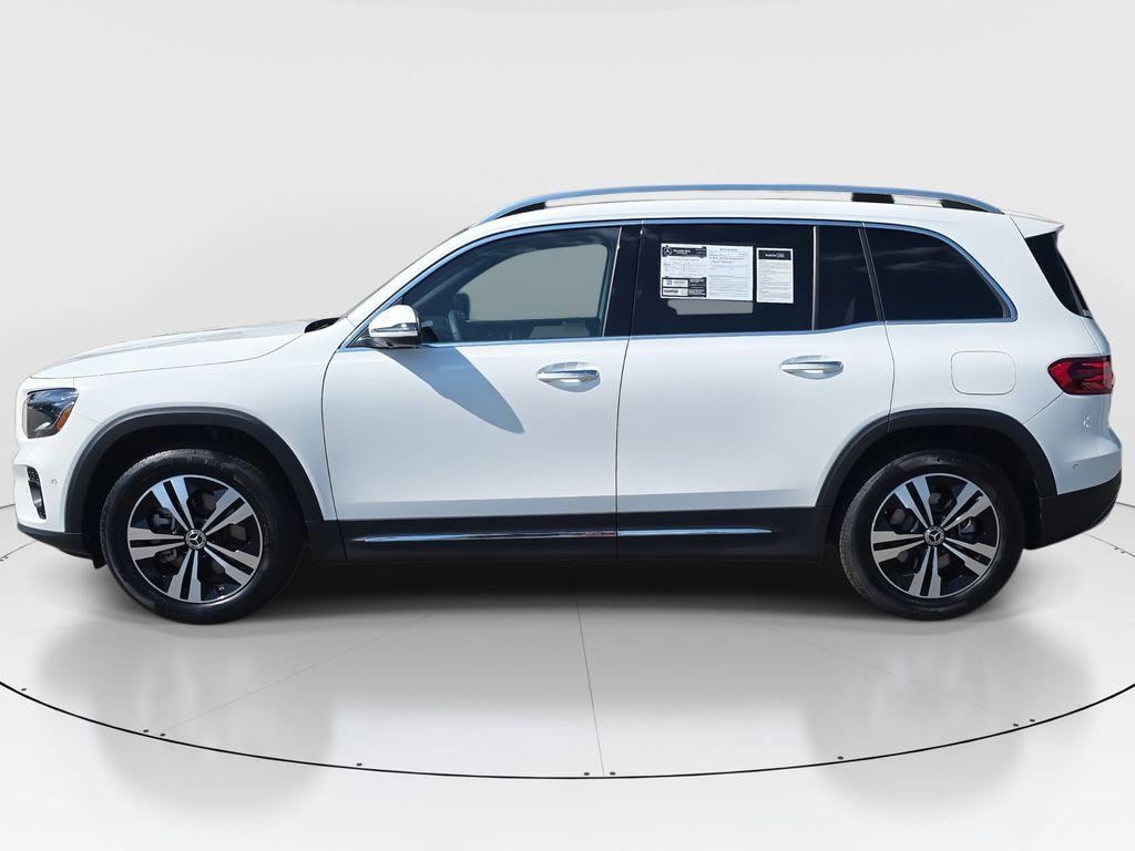 used 2025 Mercedes-Benz GLB 250 car, priced at $45,957