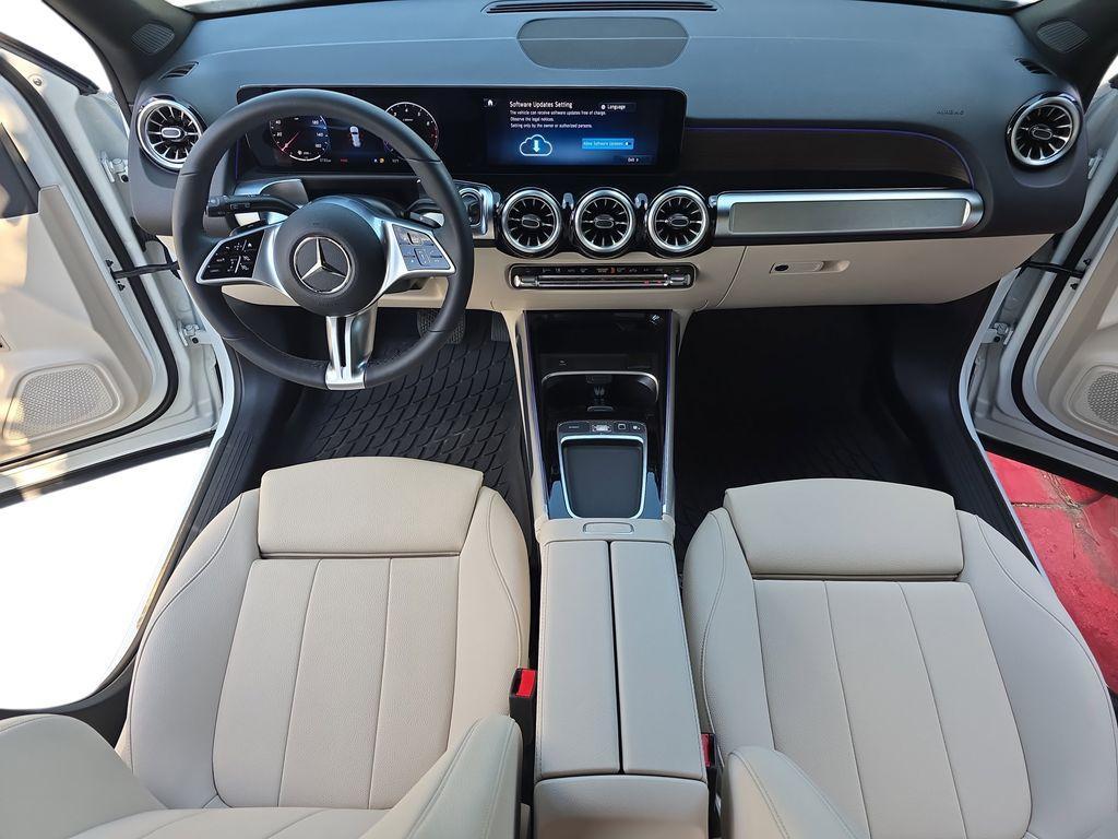 used 2025 Mercedes-Benz GLB 250 car, priced at $45,957