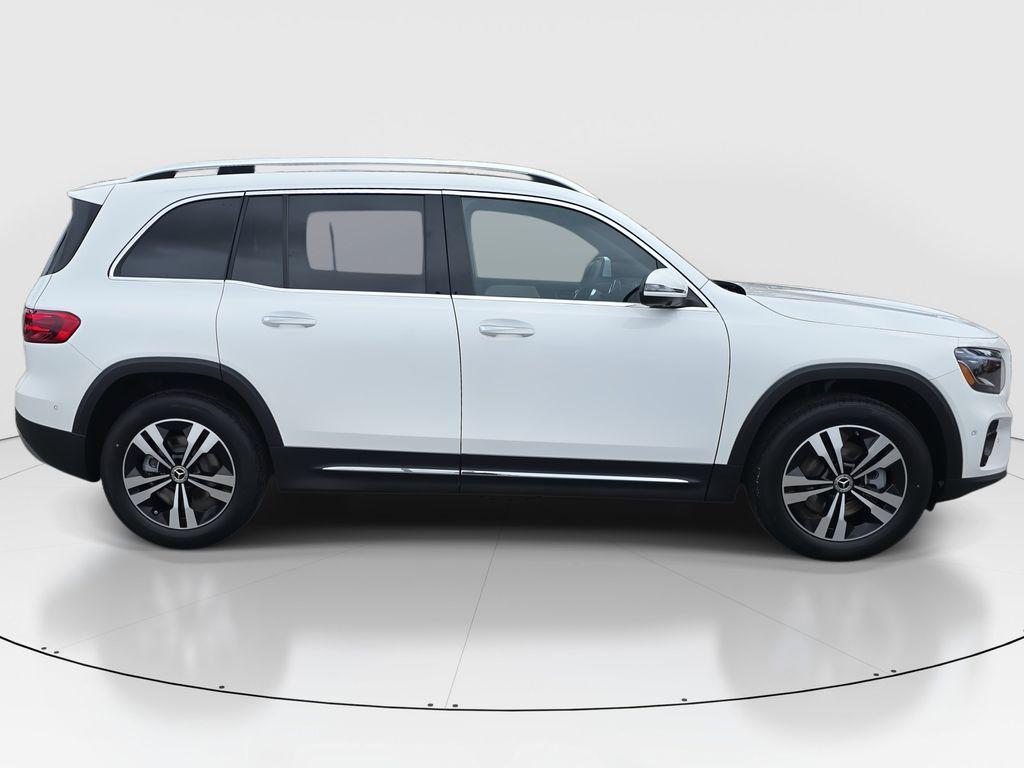 new 2025 Mercedes-Benz GLB 250 car, priced at $49,580