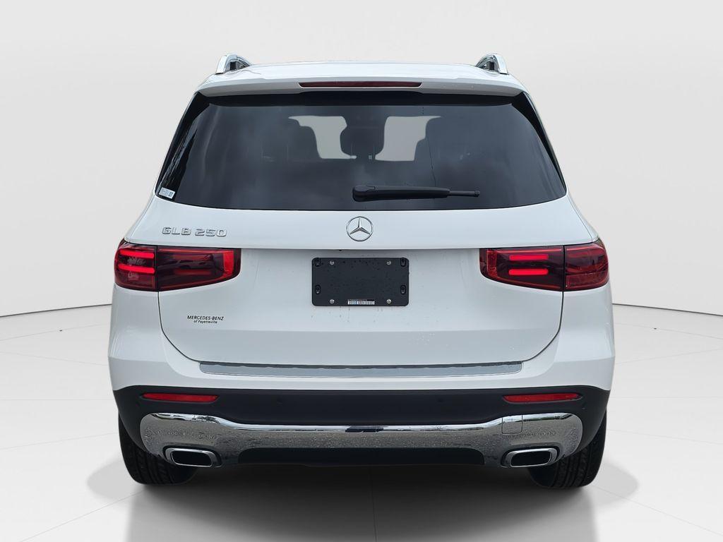 new 2025 Mercedes-Benz GLB 250 car, priced at $49,580