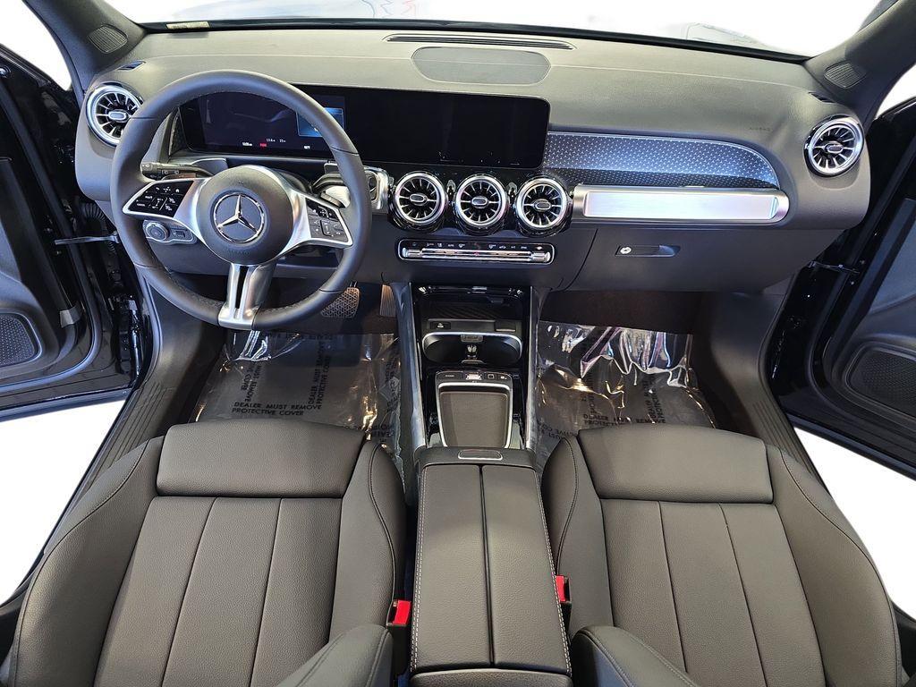 new 2025 Mercedes-Benz GLB 250 car, priced at $47,145