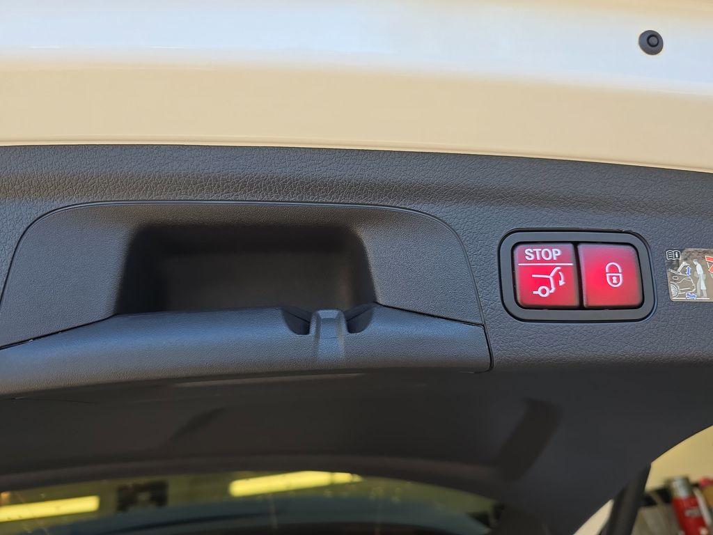 new 2026 Mercedes-Benz GLE 350 car, priced at $73,115