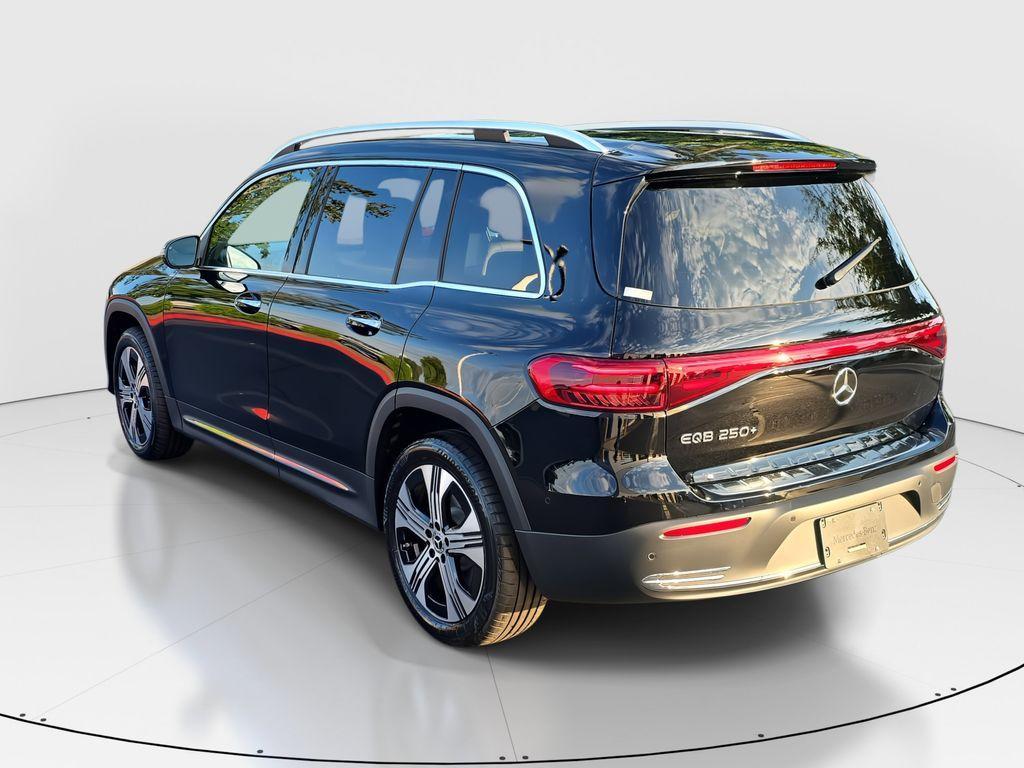 new 2025 Mercedes-Benz EQB 250 car, priced at $59,310