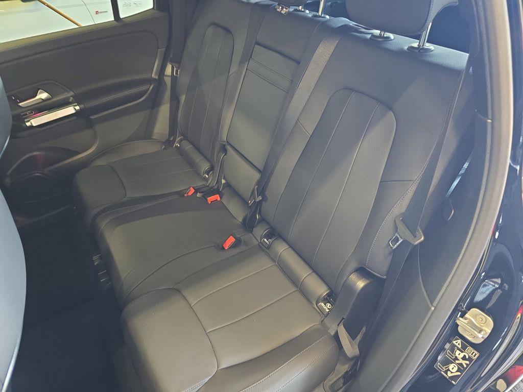 new 2025 Mercedes-Benz GLB 250 car, priced at $47,145