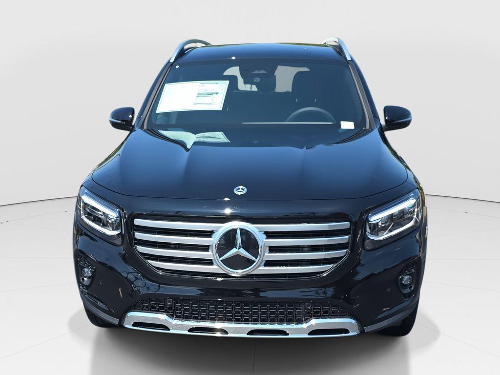 new 2025 Mercedes-Benz GLB 250 car, priced at $47,145