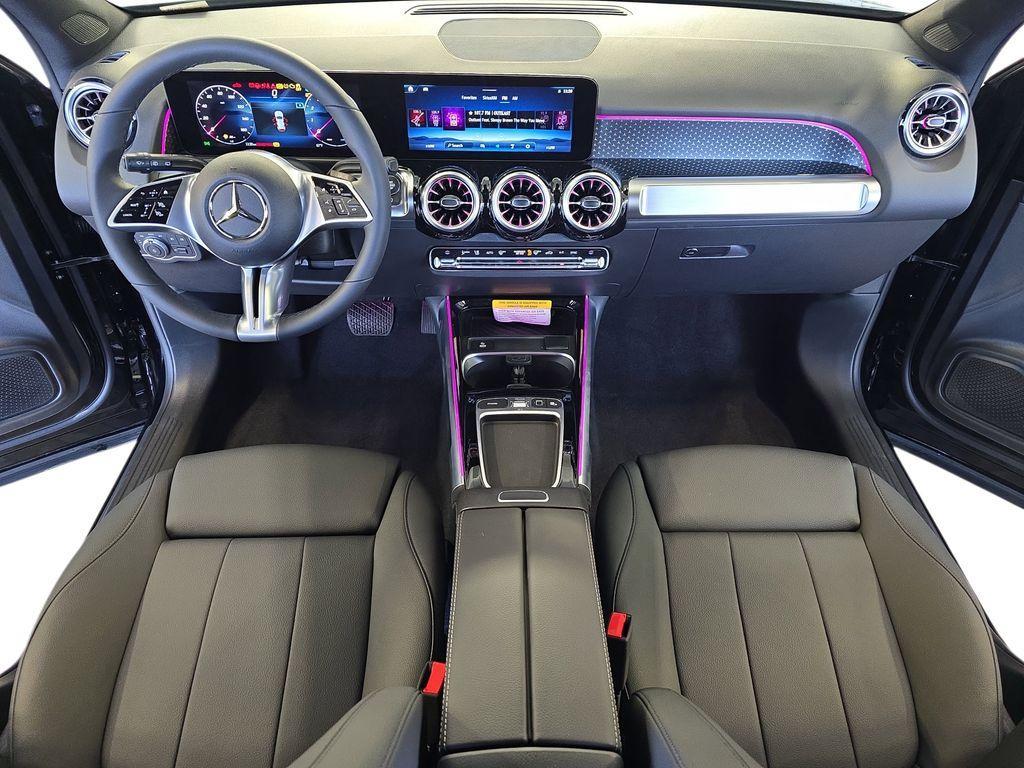 new 2025 Mercedes-Benz GLB 250 car, priced at $47,145