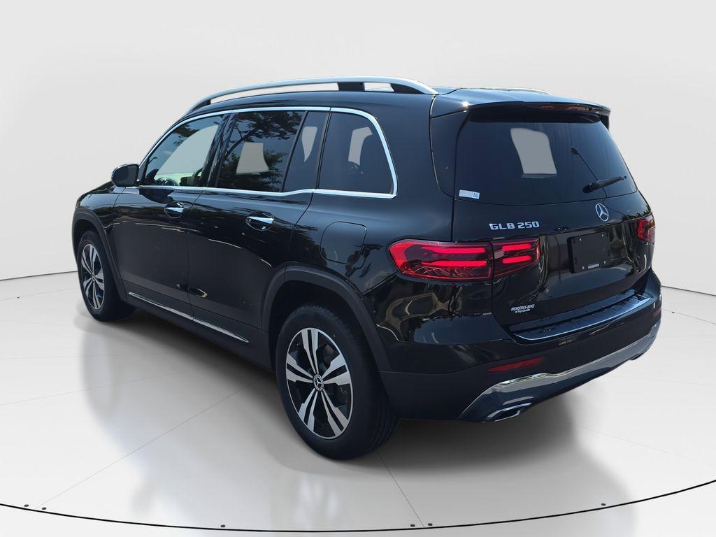 new 2025 Mercedes-Benz GLB 250 car, priced at $47,145