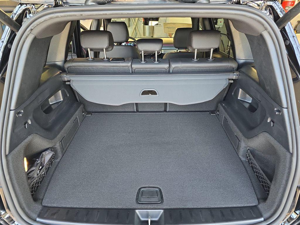 new 2025 Mercedes-Benz GLB 250 car, priced at $47,145