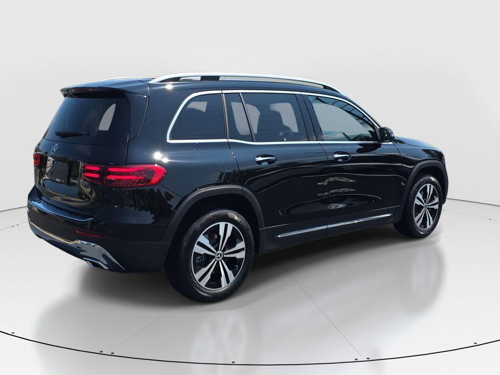 new 2025 Mercedes-Benz GLB 250 car, priced at $47,145