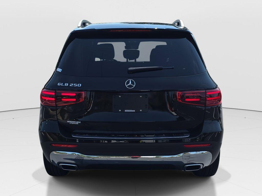 new 2025 Mercedes-Benz GLB 250 car, priced at $47,145