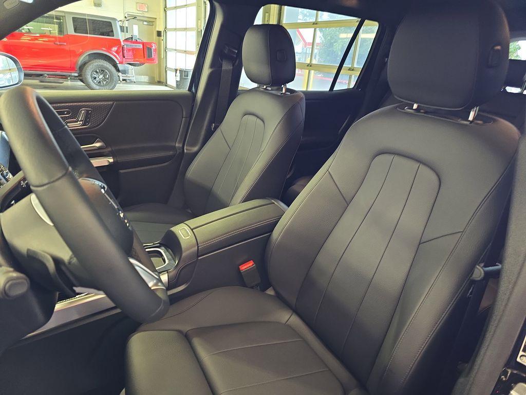 used 2025 Mercedes-Benz GLB 250 car, priced at $47,145