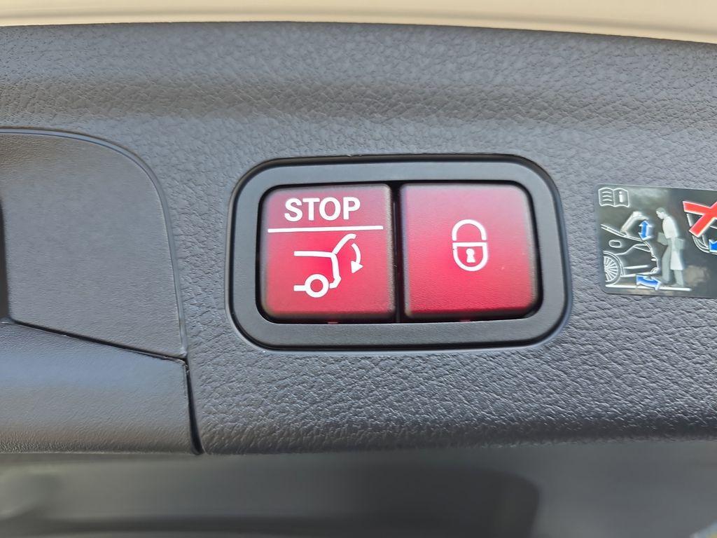 new 2026 Mercedes-Benz GLE 350 car, priced at $72,430